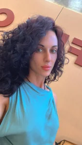 AzureEyes Public Fotka