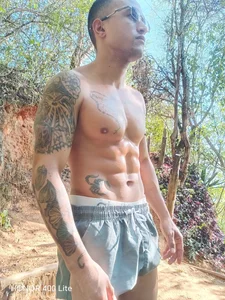 Hello de Fitneehot  3 Imagens