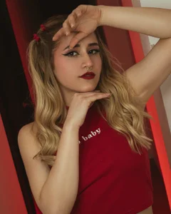 ❤️❤️❤️❤️❤️ de lilithinpink  5 Imagens