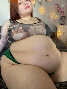 missmayaqueen belly Poză 3