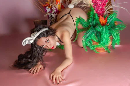 KendraaSimons PLAYBOY BUNNY Pic 3