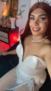 Alecash_ Queen Kuva 4