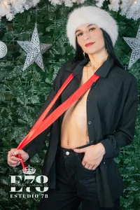 Tamara_slimx Do you like my Christmas wardrobe?❤️ Immagine  8