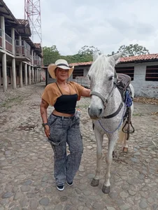 A day with me on vacation de lorena_gomezz1 Foto 3