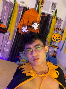 good_boy_in_bed i wanna bite you,, Pic 7