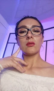 Scarlett_Musse sexy glasses slika 4