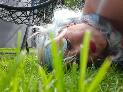 HornySlutHannah Public Foto