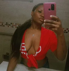 Yulianaperry Public صورة واحدة|Yulianaperry Public صورتان|Yulianaperry Public  صور|Yulianaperry Public  صورة