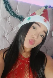 Harry_And_Girls Public Pic 4