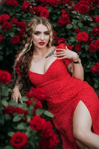 Eva_Vibe_Lady in red Bild 8