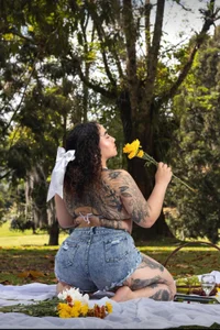 Ayla-marttinez Public Foto 4