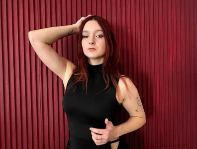 ElllliePublic图片 9