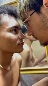 Juan_saul1 NAKED IN A SAUNA! Pic 2