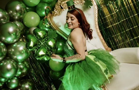 julieta_alveez St. Patrick's Day Pic 2