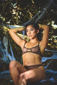 Ema_azel HALLOWEEN 2025🎃👸 Foto 4