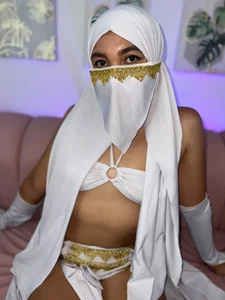 Aaliyah_Noor Public 사진