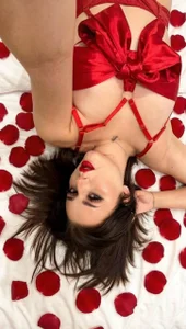 Alice__SmithhのPublicの 2枚の写真
