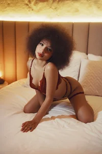 sofia_kay skinny sexy brown girl Pic 4