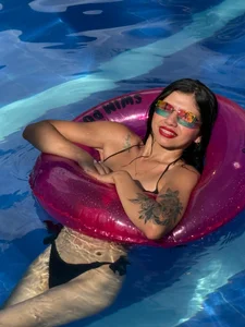 Emmaa_Queen_pool day ! 💥⭐图片 4