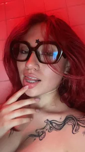 Morgan__18 Public - {count, plural, one {תמונה אחת} two {שתי תמונות} many {# תמונות} other {# תמונות}}