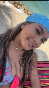 MiaLaurents ✨𝑀𝑖𝑎 𝐵𝑒ℎ𝑖𝑛𝑑 𝑡ℎ𝑒 𝑆𝑐𝑒𝑛𝑒𝑠✨ 사진