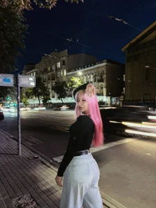 DanielleMyers pink vibe Foto 3