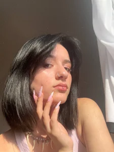 Every curl feels so soft🎀 od NakishaPreedom  snímek