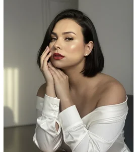 Glamurosa 🥰🥰 de Islarose0_0  3 Imagens