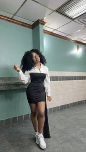 lifeoftt_19xx 🩵🖤🤍  9টি ছবি