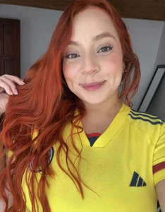 Miaaa_Peach 💛💙❤️ รูป  3