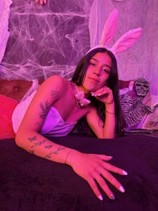 DanielaMonroe “Salté directo a tus fantasías…” 😈✨ Pic