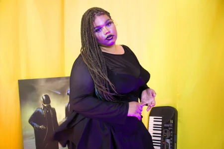 SunnieFrequency Veridis Quo 👽 Immagine  7