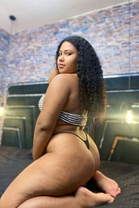 ALYANNA_HOT_ seductive and dangerous 🔥😏 Pic