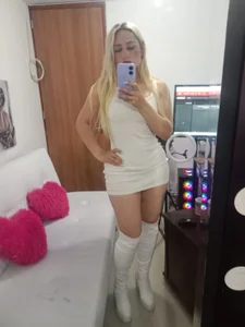 IvanaBliss kullanıcısının Just imagining what we could be together... gives me chills in my stomach albümü -  8 fotoğraf