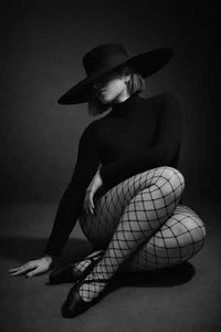 Natalia_Montoya kullanıcısının Geometry of desire albümü -  4 fotoğraf