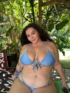 Thicker then a snicker😋 de Smileysplace  6 Imagens