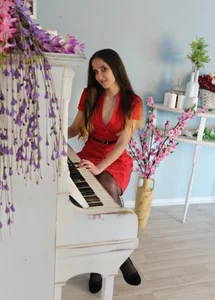 AdelaHazel kullanıcısının Public albümü -  2 fotoğraf