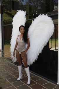 Salome_Williamss angel of love Pic 3