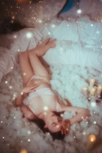 sashasommers ☁️ cloud 9 photoshoot - 2026 ♡ Pic 3