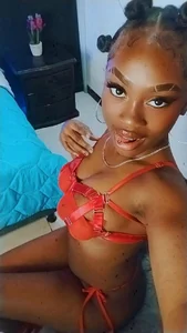 nikkystorm1_ RED BABY♥ Pic 4