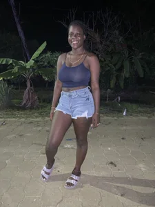 ayyshab04's XXX Nude Photo 1