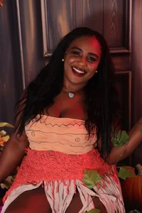 _ebony-queen_ Your halloween with me Pic 4