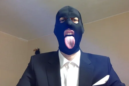 HandsomeAlfie I'm very horny in the suit and mask. Billede 4