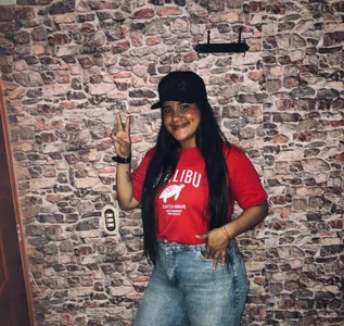 NATY_BUSTOS Public Pic