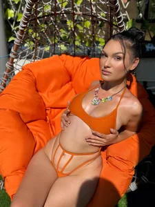 Rave_Lynn Public Bilde 8