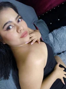 LilyRouseeのhello 🥰の 4枚の写真