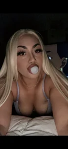 honeeyyy_pot Blonde Honeypot Foto 2