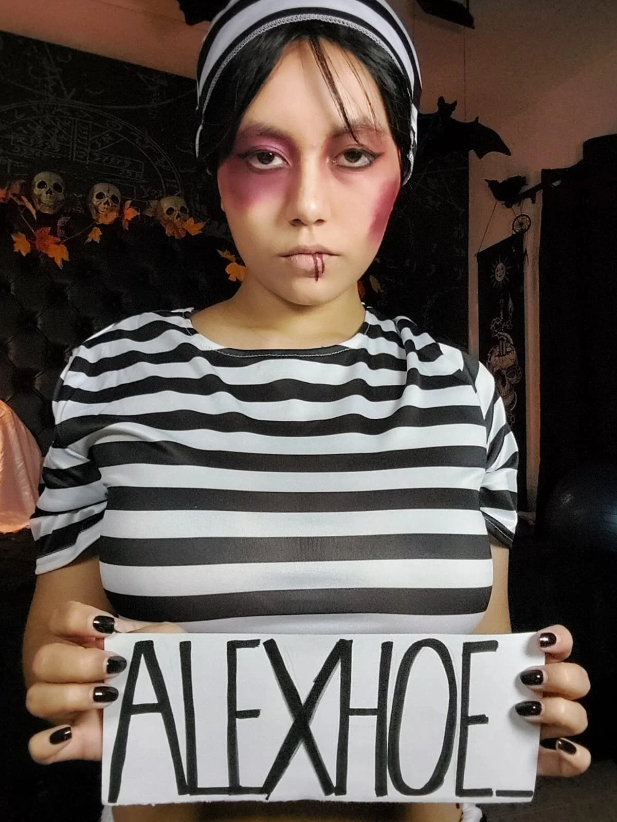 AlexHoe_ Halloween Costumes 2026 Gambar 3