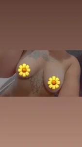 tattedandthick's photo