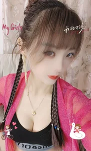 Angelic-Babyの生活照の 3枚の写真